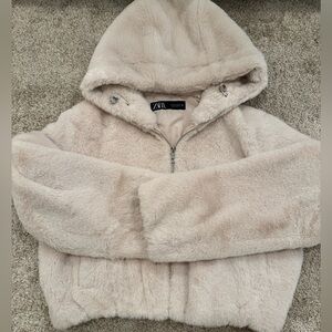 Zara Beige Faux Fur Puffer Jacket